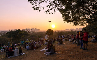 PRAÇA DO PÔR DO SOL