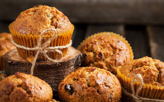 Muffin de castanhas e uva passa