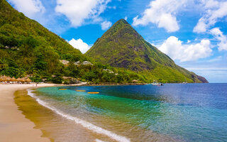 TRAVEL SAINT LUCIA