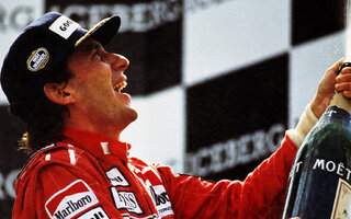 Senna- O Brasileiro. O Herói. O Campeão.