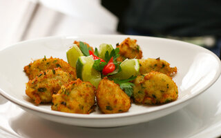 Bolinho Bacalhau com Tapenade