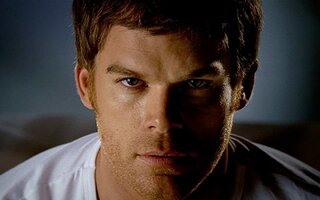 Dexter (8 temporadas) - Amazon Prime Video e Globoplay