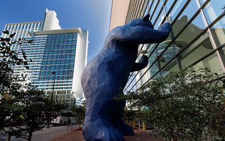 Big Blue Bear, Denver