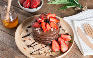 Panqueca quente de brigadeiro