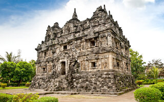 Candi Sari