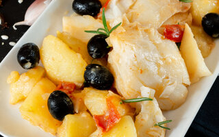 Bacalhau em Postas com Azeite Aromatizado