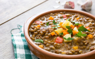 Lentilha com legumes