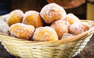 Bolinho de chuva de banana