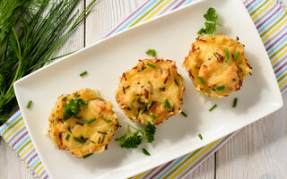 Muffin sem Glúten de Frango, Aveia e Abobrinha