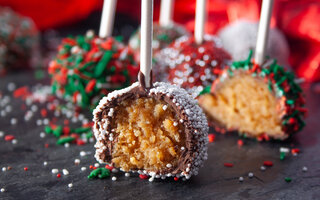 Trufas de Panettone com Gotas de Chocolate