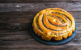 Bolo de Banana Caramelada