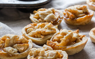 Mini Torta Folhada de Maçã