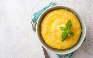 Polenta Cremosa com Queijo