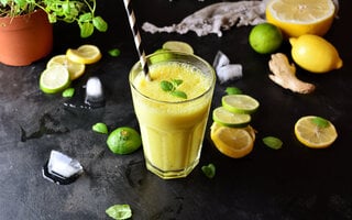 Smoothie de limão e pera