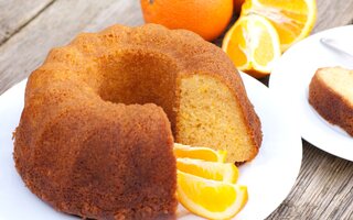 Bolo de casca de laranja