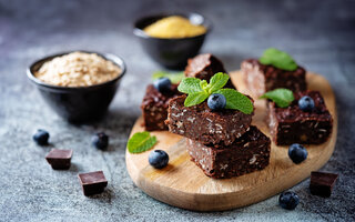 Brownie de Aveia e Cacau sem Glúten