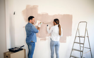 Use cores neutras nas paredes: