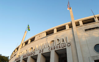 Estádio do Pacaembu e Museu do Futebol | Estações Clínicas e Paulista | Linhas 2-Verde e 4-Amarela do Metrô
