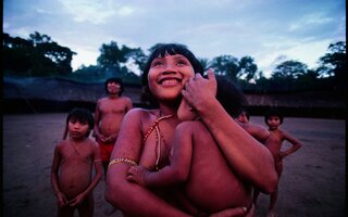 Exposição | Hiromi Nagakura até a Amazônia com Ailton Krenak