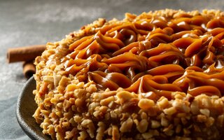 Torta Mousse de Doce de Leite com Amendoim