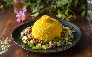 Cuscuz de Carne Seca com Queijo de Coalho, Nordeste do Brasil