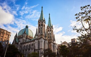 Descubra a Cripta da Catedral da Sé