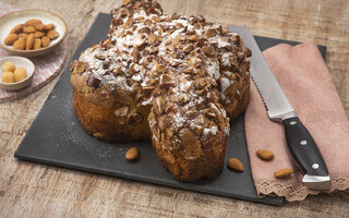 Colomba Tradizionale Mandorle e Marzipan | Casa Santa Luzia