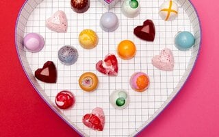 Caixa em formato de coração, da Mica Chocolate