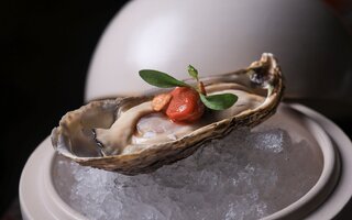 Cru Oyster Bar