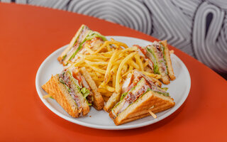 LANCHONETE DA CIDADE REPAGINADA