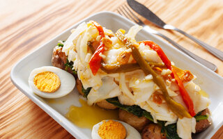 Como preparar bacalhau sem ressecar ou perder textura