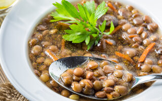 Sopa de lentilha