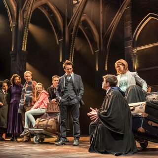 Teatro: "Harry Potter e a Criança Amaldiçoada" é a peça mais premiada da história do Olivier Awards