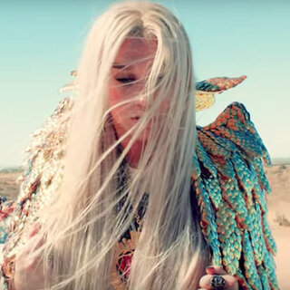 Música: Kesha está de volta - assista ao novo clipe da cantora!