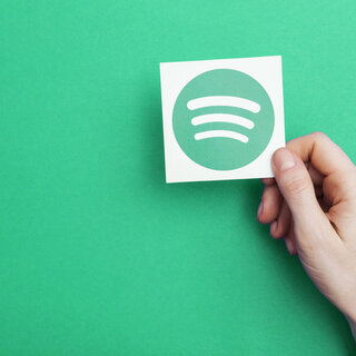 Música: Playlist nostálgica do Spotify promete reunir hits da adolescência; saiba como gerar a sua!