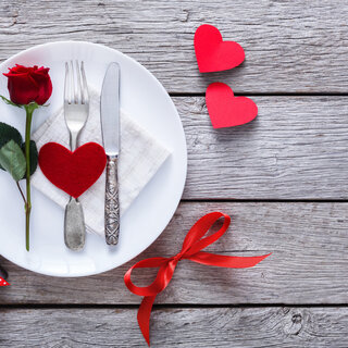 Gastronomia: Como fazer um jantar romântico gastando pouco