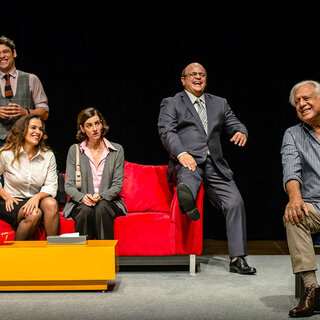 Teatro: "Baixa Terapia", peça com Antonio Fagundes, comemora um ano em cartaz com turnê pelo Brasil; confira!