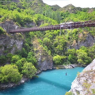 Viagens Internacionais: 7 incríveis lugares ao redor do mundo para pular de bungee jumping