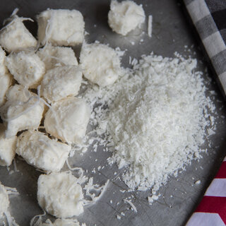 Receitas: Bala gelada de coco é simples de fazer e fica uma delícia; confira a receita!