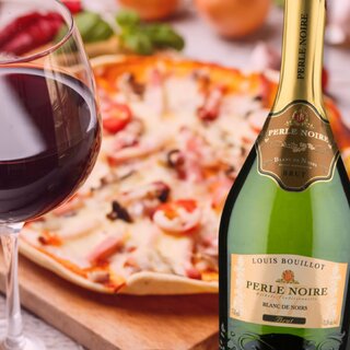 Dia da Pizza: data pede acompanhamento de um bom vinho ou espumante