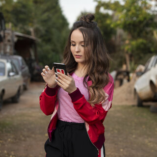 Filmes e séries: 5 filmes no streaming para conhecer a carreira de Larissa Manoela