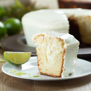 Receitas: Receita: bolo de iogurte com limão fofinho e fácil de fazer