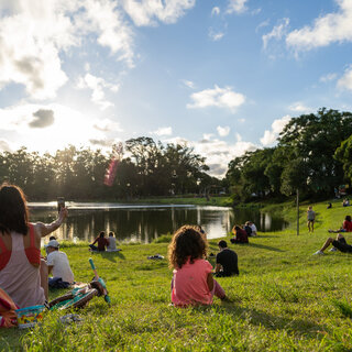 Na Cidade: 15 parques em São Paulo perfeitos para um piquenique