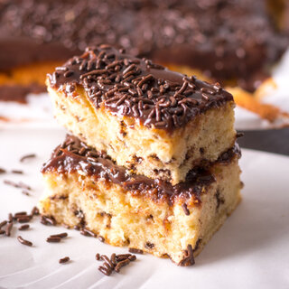 Receitas: Receita: bolo formigueiro de micro-ondas é prático e irresistível; confira!