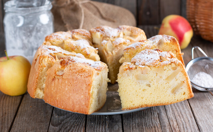 Bolo de ricota com maçã é delicioso o simples de fazer; veja a receita!