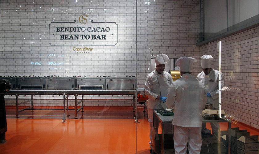 São Paulo para crianças - OMG! Super store da Cacau Show é inaugurada no  Santana Parque Shopping