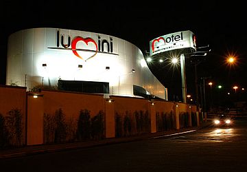 Motel Lumini