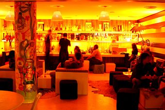 Di Café Lounge