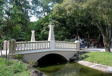 Viagens: Praça Batista Campos