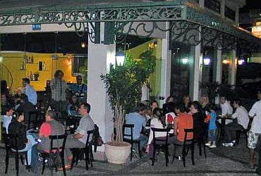 Bares (antigo): Brasilis Bar & Restaurante